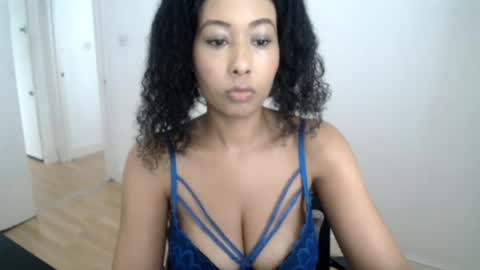 MissJasmineUK online show from July 26, 6:44 am