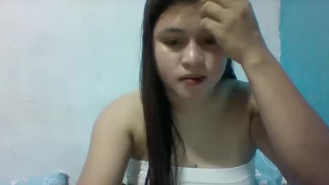 Snapshot of misskitty2xxx chatting on March 4, 11:22 pm Merry online show from March 4, 11:22 pm