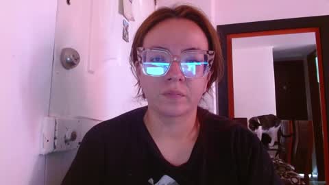 eva   online show from December 16, 1:06 pm