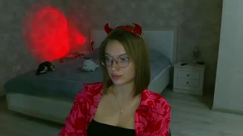 OneGoddess online show from October 29, 7:47 pm