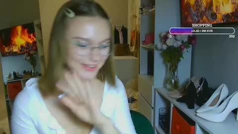 OneGoddess online show from November 7, 7:05 pm