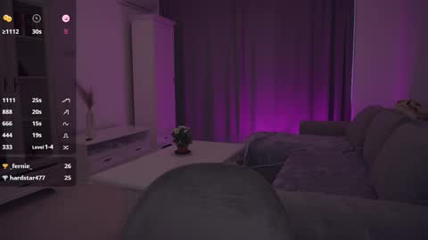 LUXXANDRA online show from November 3, 7:09 am