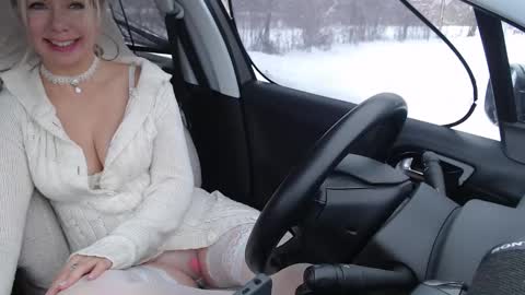 Olenka online show from December 10, 11:54 am