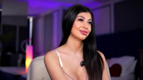 Megann online show from May 31, 9:19 am