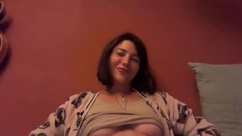 Snapshot of misssquirrtel chatting on September 28, 1:03 am misssquirrtel online show from September 28, 1:03 am