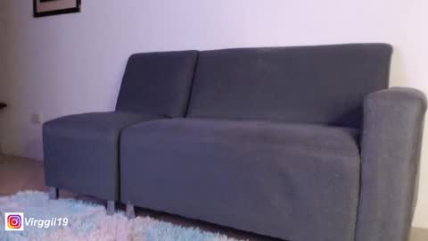 missvirggii online show from February 12, 9:43 pm