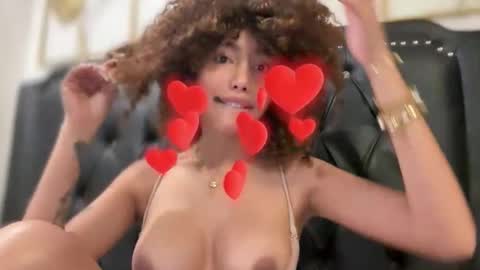 Divine Olga  online show from February 8, 6:22 pm