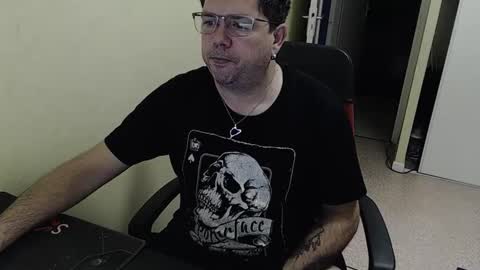 mistercoeur online show from December 7, 8:16 am