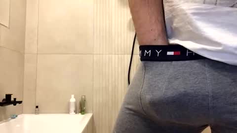 misterxy567 online show from February 20, 7:05 pm