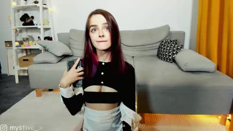 Hi everyone Im Tina online show from October 11, 6:00 pm