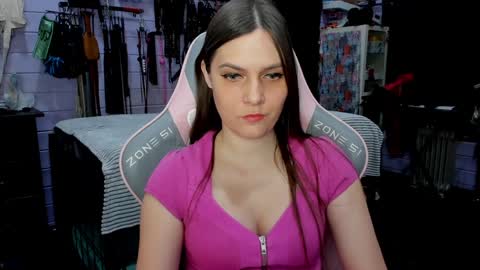 Snapshot of mistress_priest chatting on January 18, 8:51 pm Dirty Priest and Ivi online show from January 18, 8:51 pm