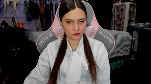 Snapshot of mistress_priest chatting on February 22, 11:24 pm Dirty Priest and Ivi online show from February 22, 11:24 pm