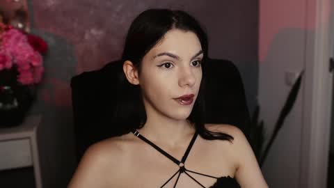 Miss Rochelle online show from December 8, 3:24 pm