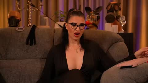 Mistress Kelly online show from September 26, 11:57 pm