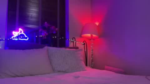 Miss X online show from November 14, 10:28 am