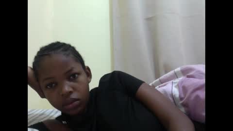 misty_shee online show from May 24, 7:15 am