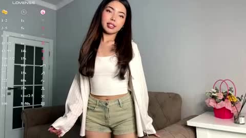 Mei  online show from May 30, 10:35 am
