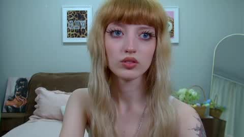 Misty online show from April 18, 7:07 pm