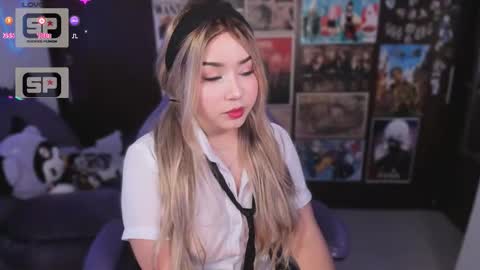 Emili online show from October 22, 6:38 am