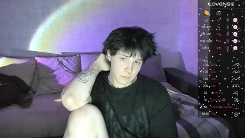 MeowMiku online show from November 15, 7:04 pm