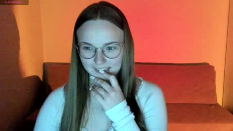 Miya online show from October 30, 9:15 pm