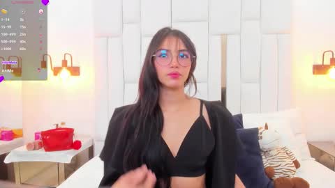 Miyu online show from October 13, 2:41 pm