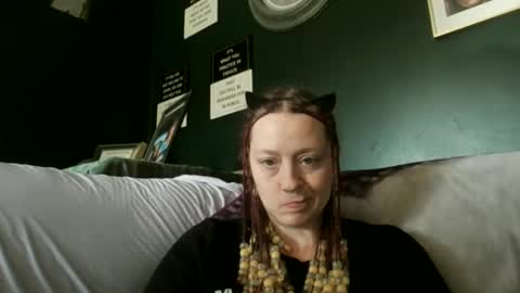 miztrezk online show from February 24, 6:00 pm