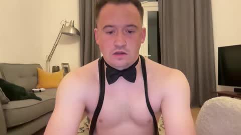 mkemp458 online show from April 1, 11:56 pm