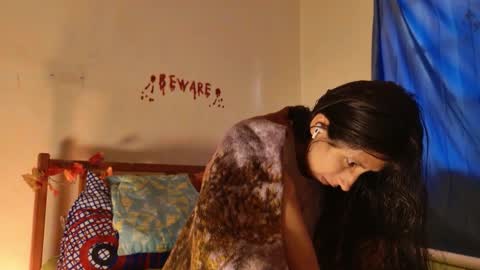 MoonLipson online show from November 14, 9:05 pm