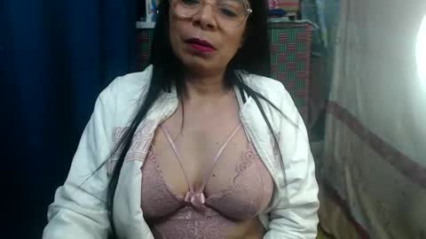 kelly online show from November 11, 4:14 am