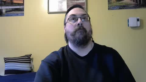 Snapshot of mmr45 chatting on February 8, 5:39 pm mmr45 online show from February 8, 5:39 pm