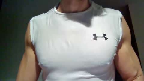 mmuscularman online show from December 2, 7:19 am