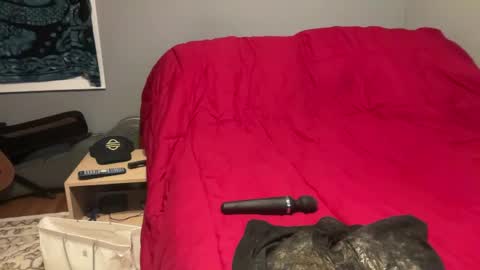 MNTuiLa online show from April 21, 5:47 am