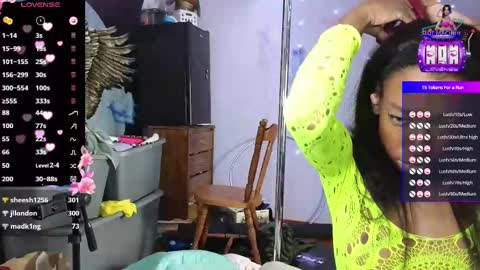 Snapshot of mocha_ chatting on February 12, 9:10 am MOCHA   JAMES THE NPC  online show from February 12, 9:10 am