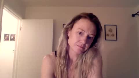 mockingbirds91 online show from March 28, 3:41 am