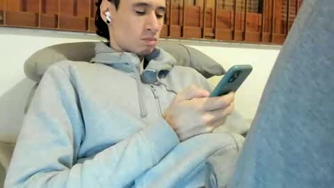 DigBreed online show from October 23, 11:12 am