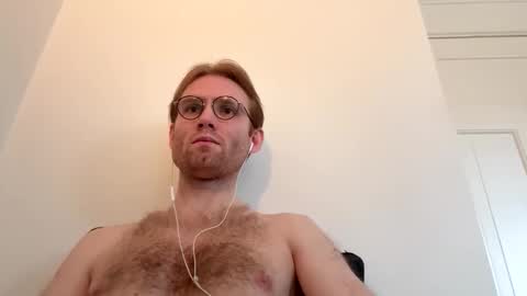 molliter online show from September 22, 2:32 pm