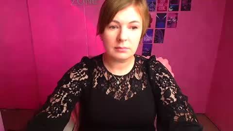 Molly online show from October 19, 11:59 am