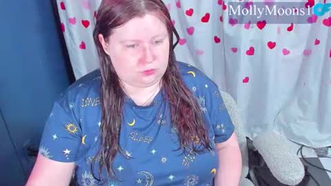 molly_moons online show from May 11, 3:02 am