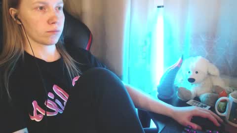 I have new photos come and see with love Molly online show from January 12, 2:02 pm