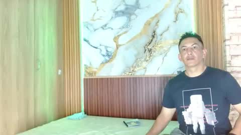 mollyandsam303av online show from March 4, 7:22 pm