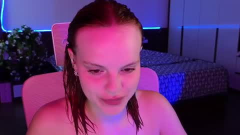 Molly online show from June 18, 1:44 am
