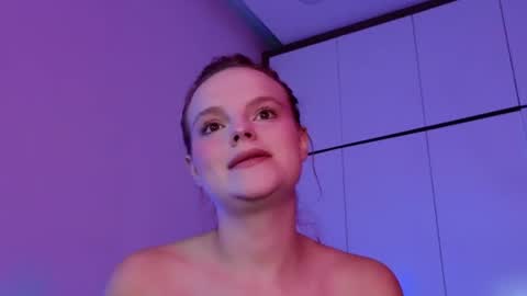 Molly online show from June 21, 12:06 am