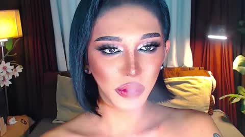 Molly online show from November 24, 2:27 pm