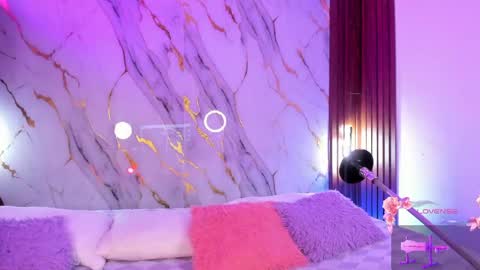 New girl Emily Valentina  Michelle online show from May 30, 8:40 pm