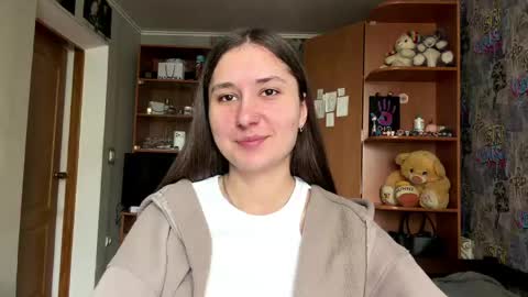 Molly online show from May 31, 8:24 am