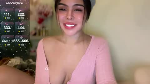 Snapshot of mollysky_smith chatting on October 8, 4:40 am molly online show from October 8, 4:40 am