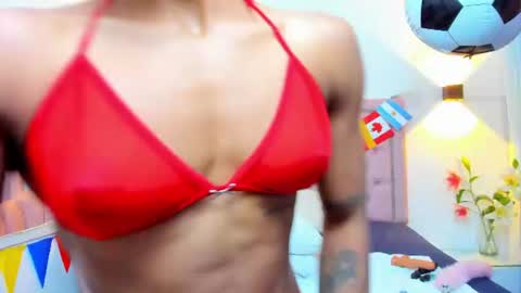molyrestrepo online show from July 10, 8:46 pm