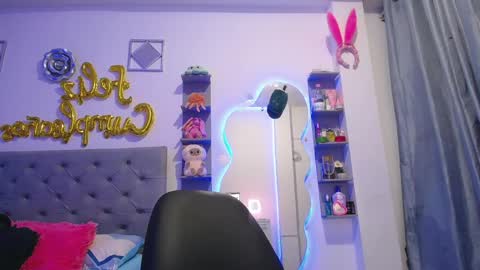 ANDREA online show from May 20, 1:57 am