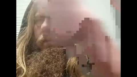 Snapshot of mommyissues2386 chatting on October 7, 1:56 am Richard Sheridan online show from October 7, 1:56 am